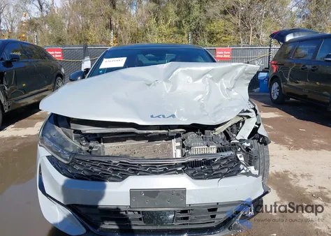 2022 Kia K5 Gt-Line из США, поврежденный, VIN 5XXG64J27NG158474